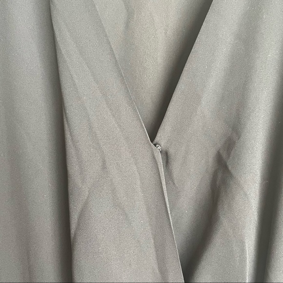 Forever 21 / Black & Brown Color Block Dress - Picture 7 of 8